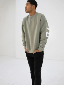 Idris Oversized Jumper*Blakely Clothing Store